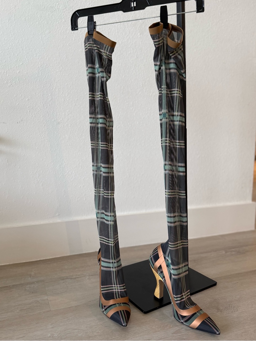 New FENDI Over-the-Knee Plaid Boots $1,350 39 - Picture 2 of 11